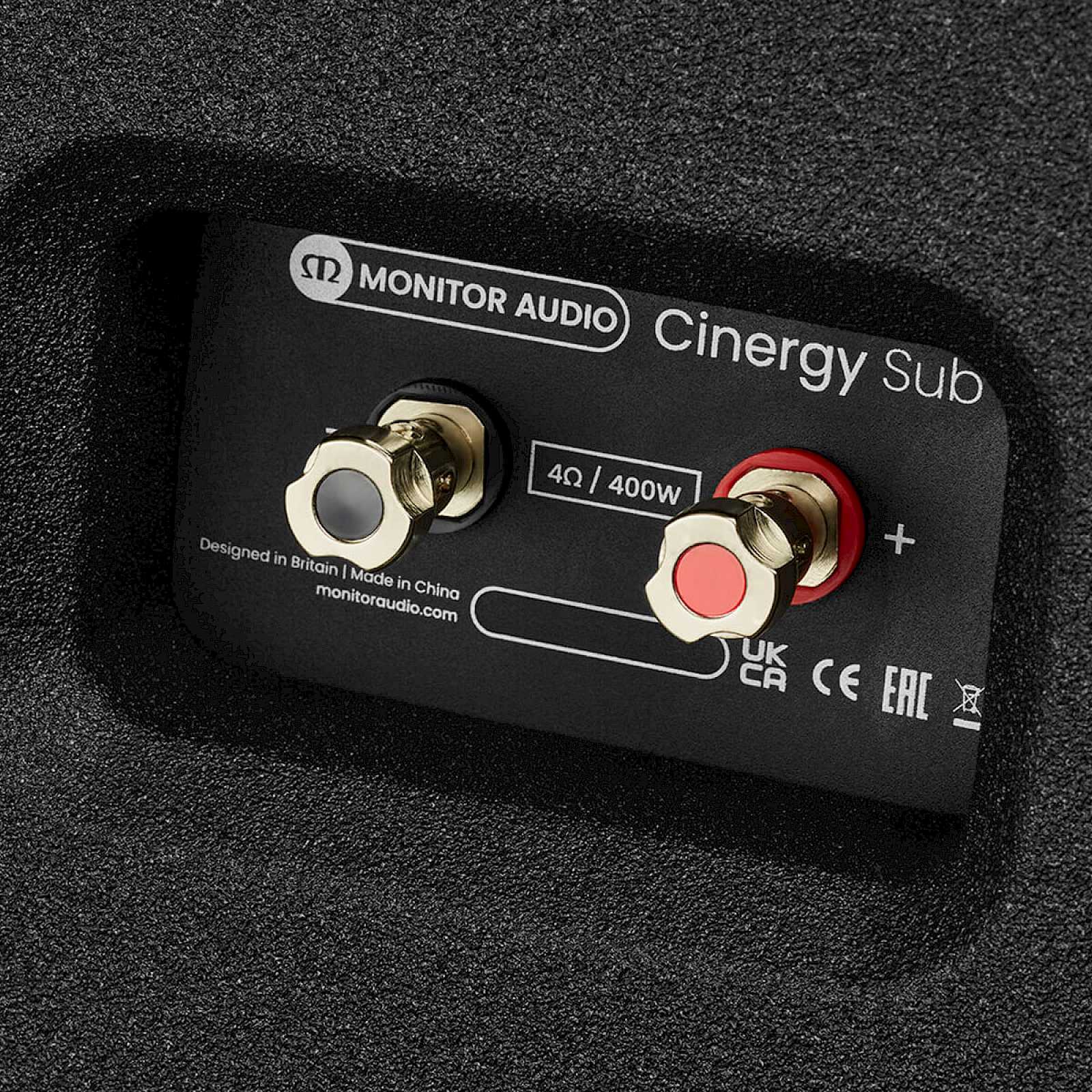 ma_cinergy_sub15_terminal_closeup.1600&#215;1600